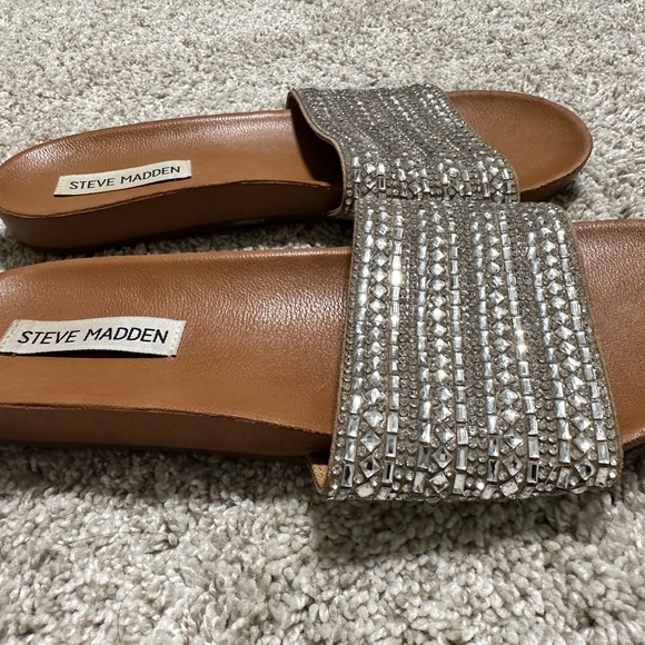 Steve Madden used dazzle sandals size 7 - Picture 3 of 4